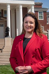 Katie Cardarelli headshot